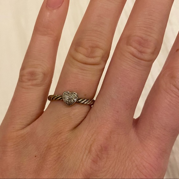 David Yurman Heart Ring - Picture 6 of 6
